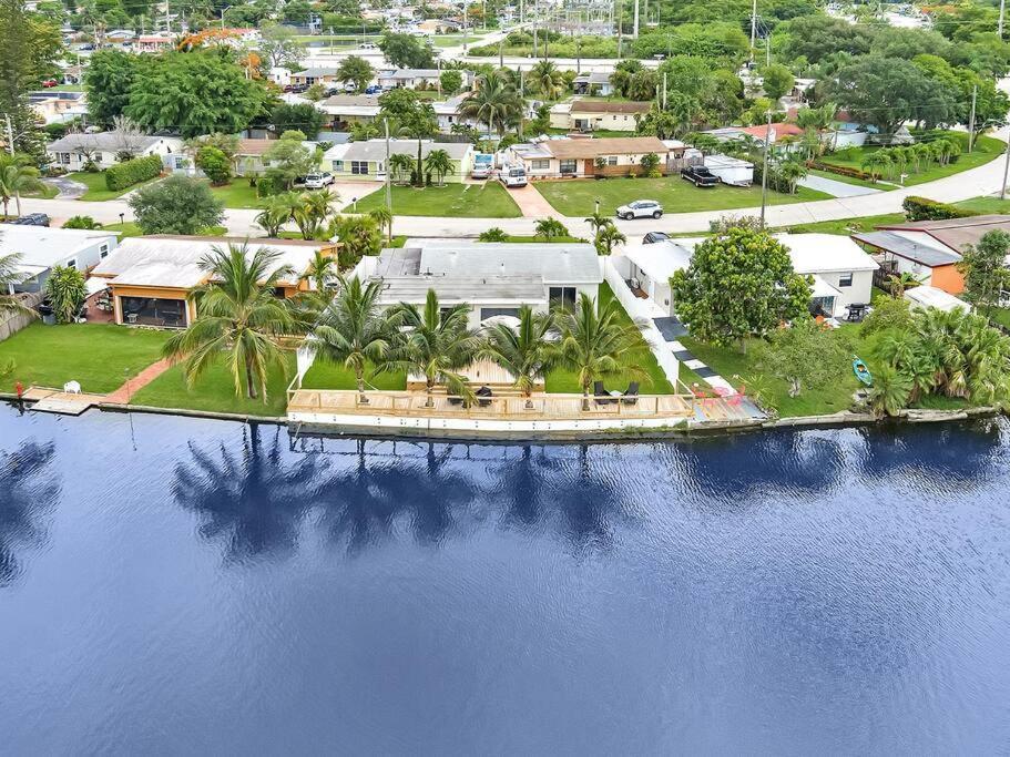5-Star Lakefront Oasis In Hollywood-Hard Rock Casino Fort Lauderdale Exteriör bild