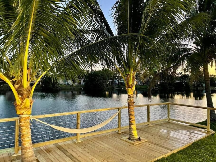 5-Star Lakefront Oasis In Hollywood-Hard Rock Casino Fort Lauderdale Exteriör bild