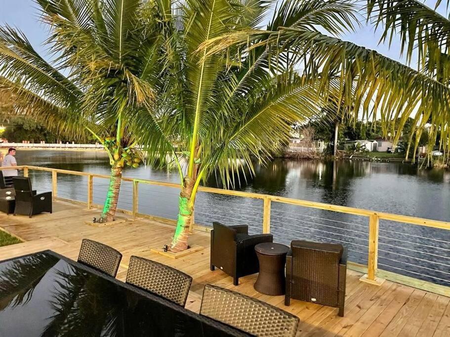 5-Star Lakefront Oasis In Hollywood-Hard Rock Casino Fort Lauderdale Exteriör bild