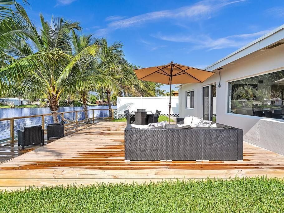 5-Star Lakefront Oasis In Hollywood-Hard Rock Casino Fort Lauderdale Exteriör bild