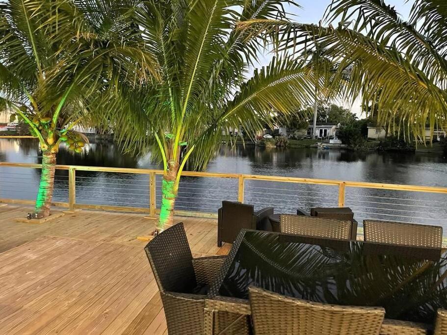 5-Star Lakefront Oasis In Hollywood-Hard Rock Casino Fort Lauderdale Exteriör bild